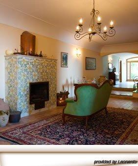 Ketty Bed & Breakfast 2*